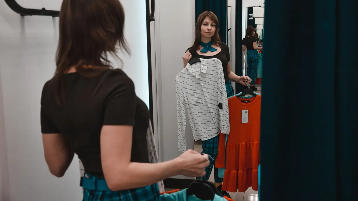 Common Fashion Mistakes That Make You Look Tired (and How to Fix Them)